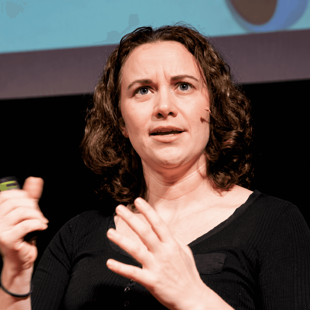 Pia Andrews Profile Image